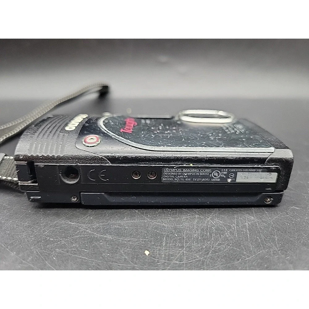 OLYMPUS STYLUS TOUGH TG-850 DIGITAL CAMERA- PARTS